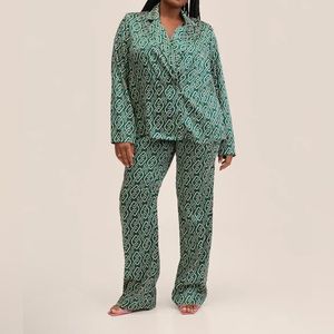 Mango plus size :::SET::: pant and top